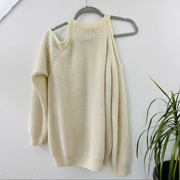 IRO Lineisy cold shoulder sweater ivory wool - Picture 8 of 13